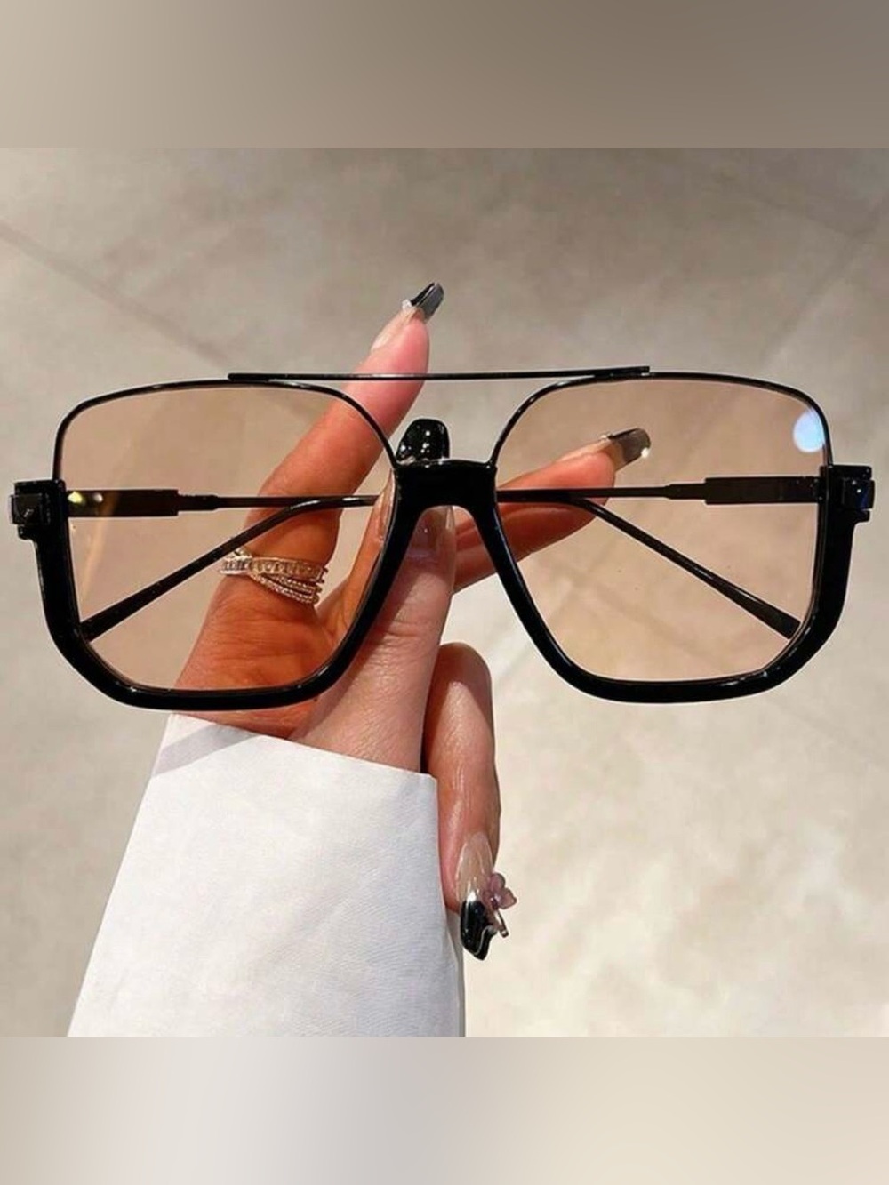 SHEIN Black Square Aviator Sunglasses with Tinted Lenses